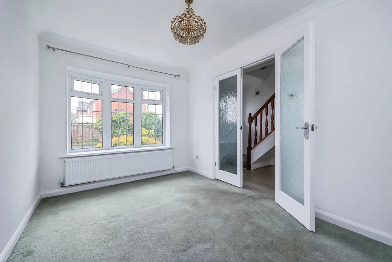 Cranbourne Grove, Hucknall, Nottingham, Nottinghamshire, NG15, photo 8