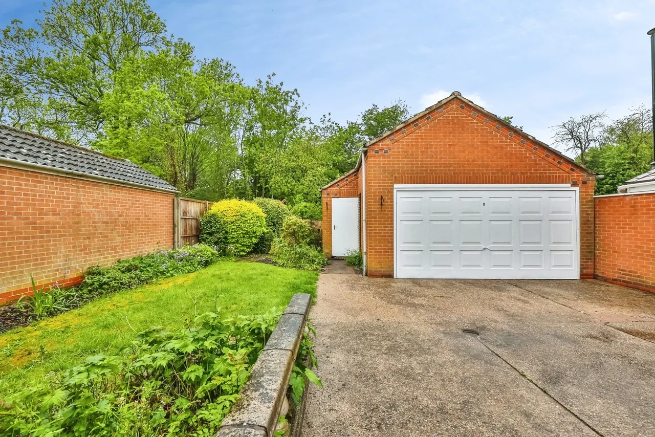 Cranbourne Grove, Hucknall, Nottingham, Nottinghamshire, NG15, photo 19