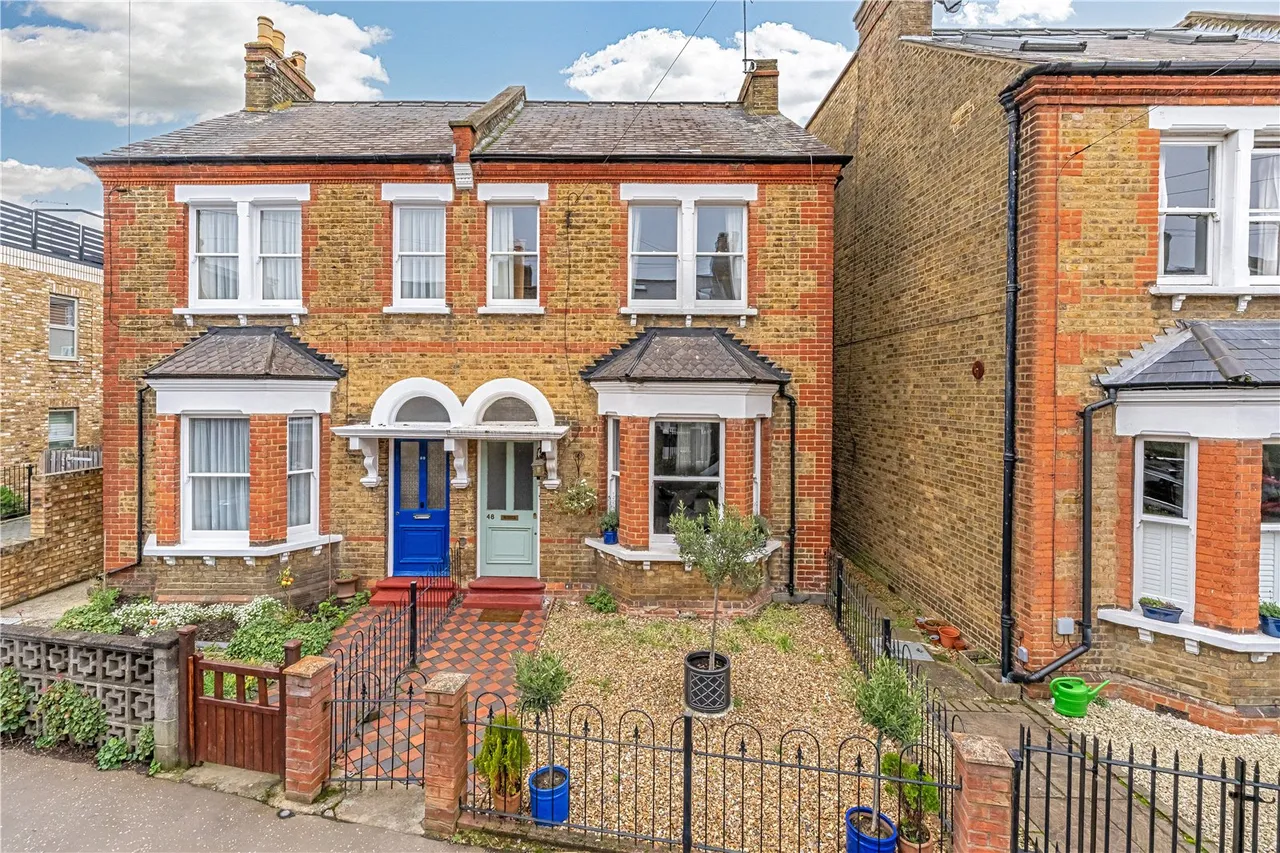 3 bed house for sale — Oldfield Road, Hampton, TW12 2AE