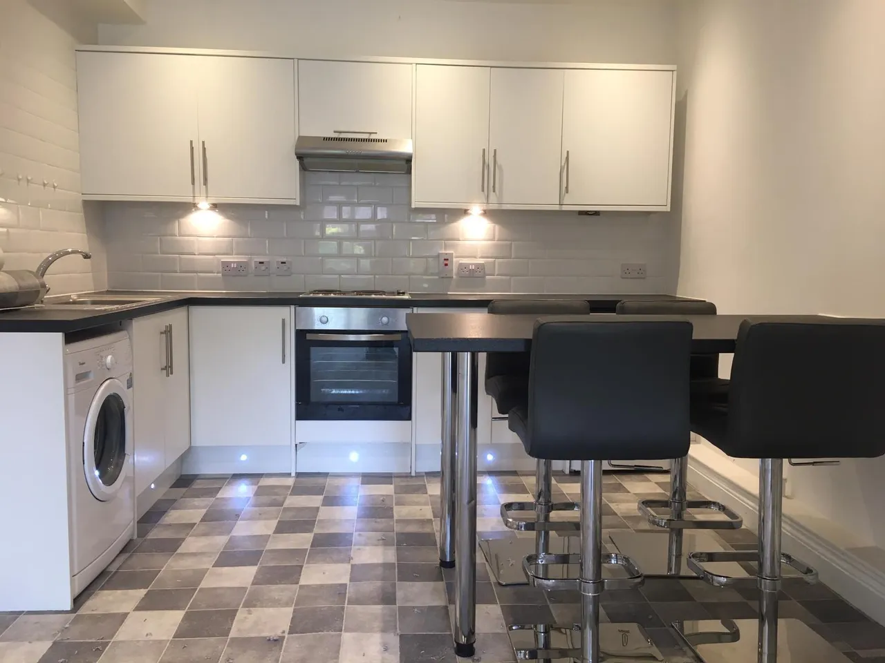 Coxtie Green Road, Navestockside, CM14, photo 5