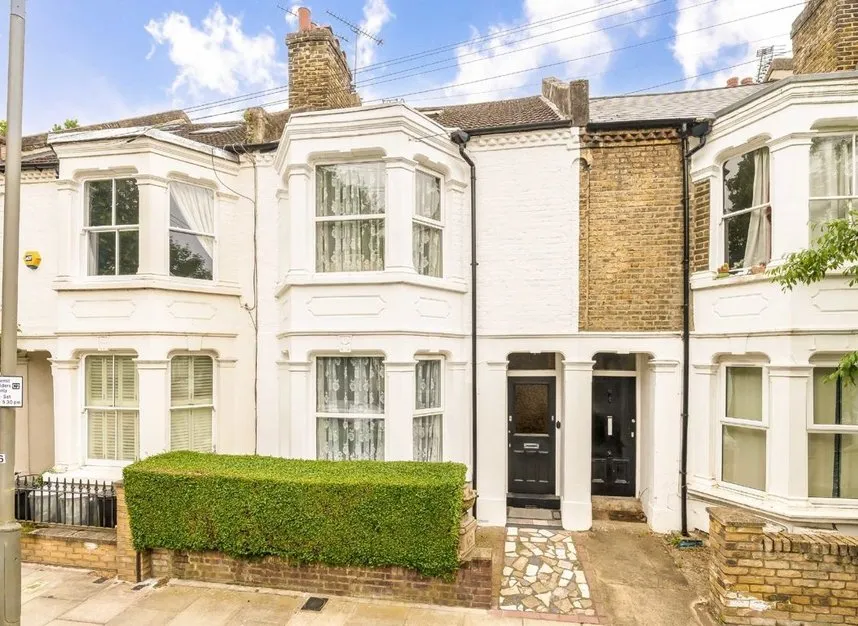 Buckmaster Road, Between the Commons, SW11, photo 10