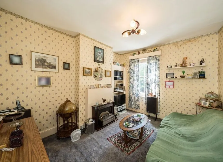 Buckmaster Road, Between the Commons, SW11, photo 6