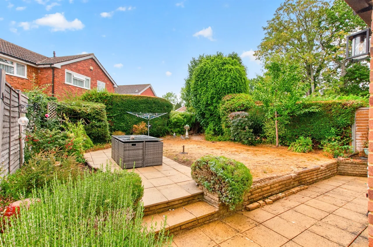 Ashridge Drive, Bricket Wood, ST. ALBANS, photo 3