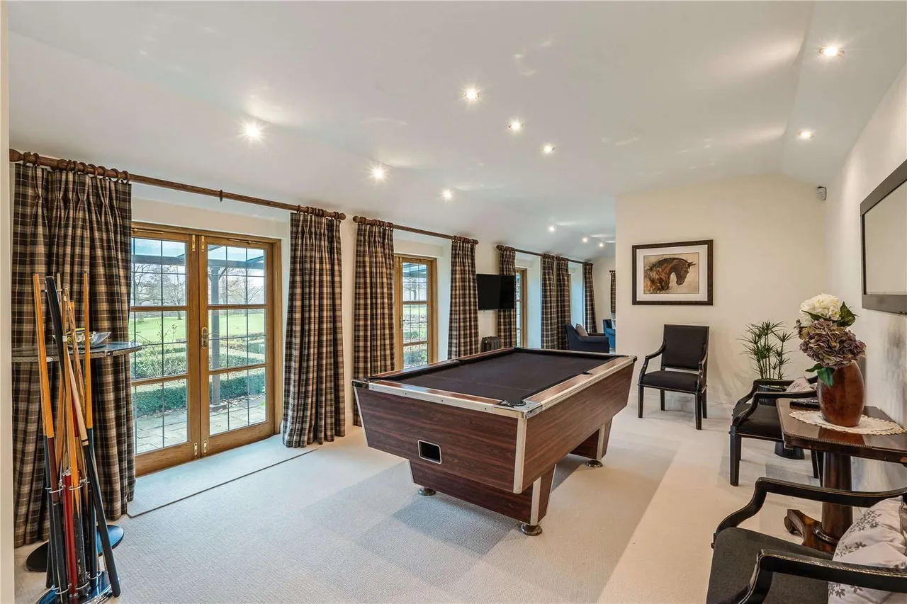 Bagendon, Cirencester, Gloucestershire, GL7 7JF, photo 10