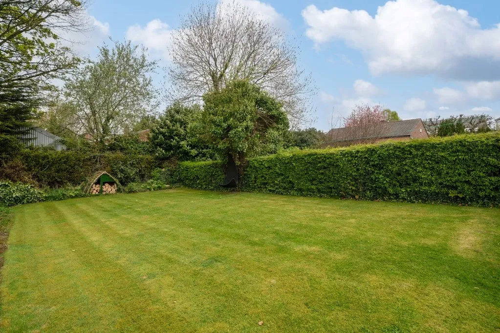 Kingsley Drive, Birkenshaw BD11 2ND, photo 18