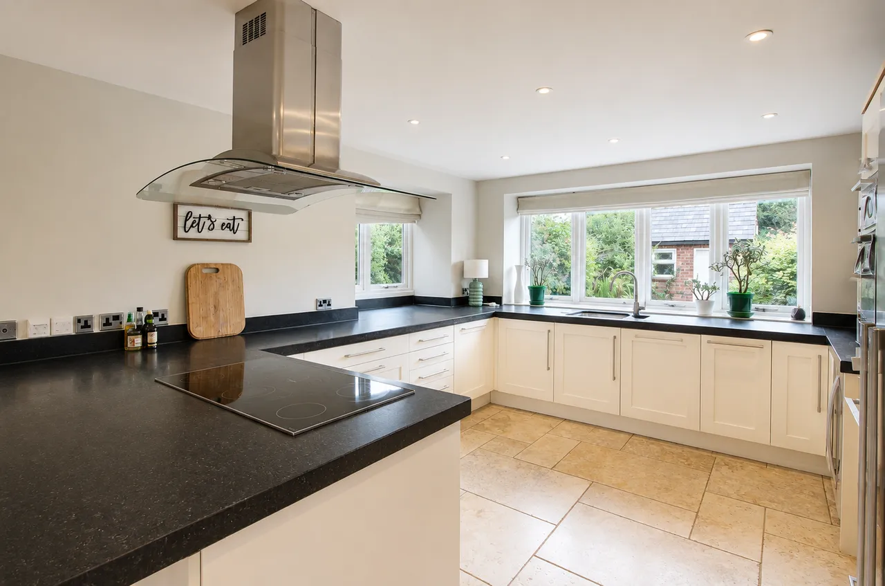 The Green, Poulton, Chester, CH4 9FH, photo 2