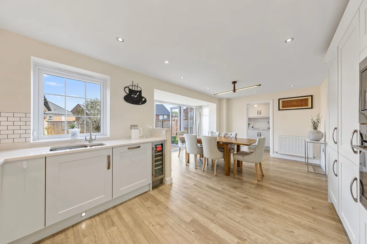 Russet Avenue, Appleton, Warrington, WA4 5RR, photo 3