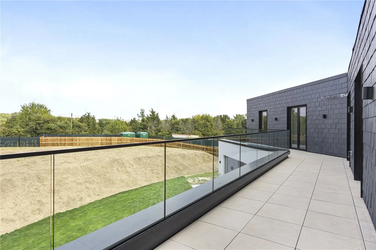 Rosebury Close, Goffs Oak, Waltham Cross, Hertfordshire, EN7 6UZ, photo 41