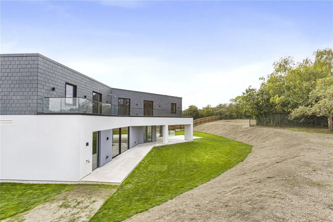 Rosebury Close, Goffs Oak, Waltham Cross, Hertfordshire, EN7 6UZ, photo 39