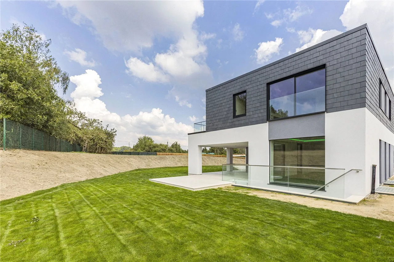 Rosebury Close, Goffs Oak, Waltham Cross, Hertfordshire, EN7 6UZ, photo 49