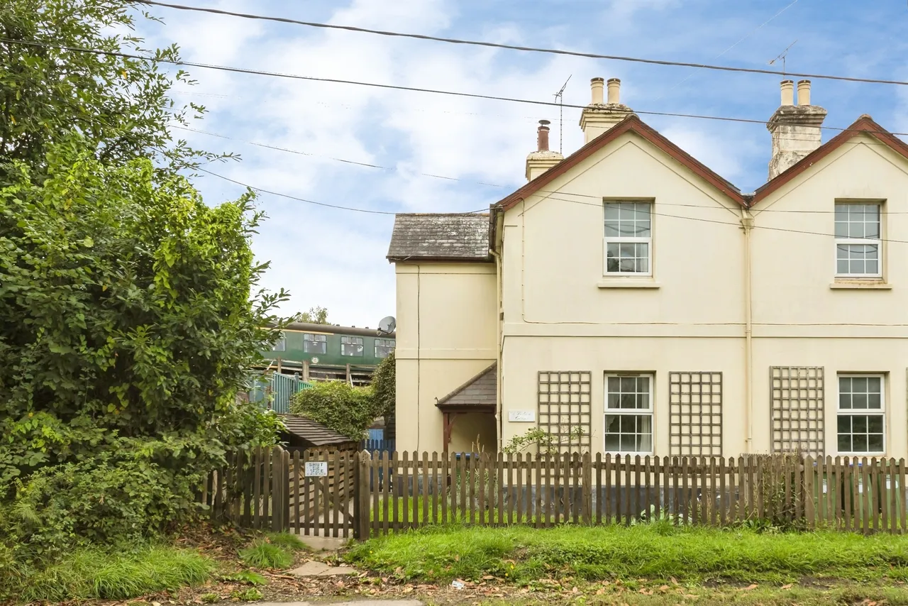 Railway Cottages, Sheffield Park, TN22, photo 15