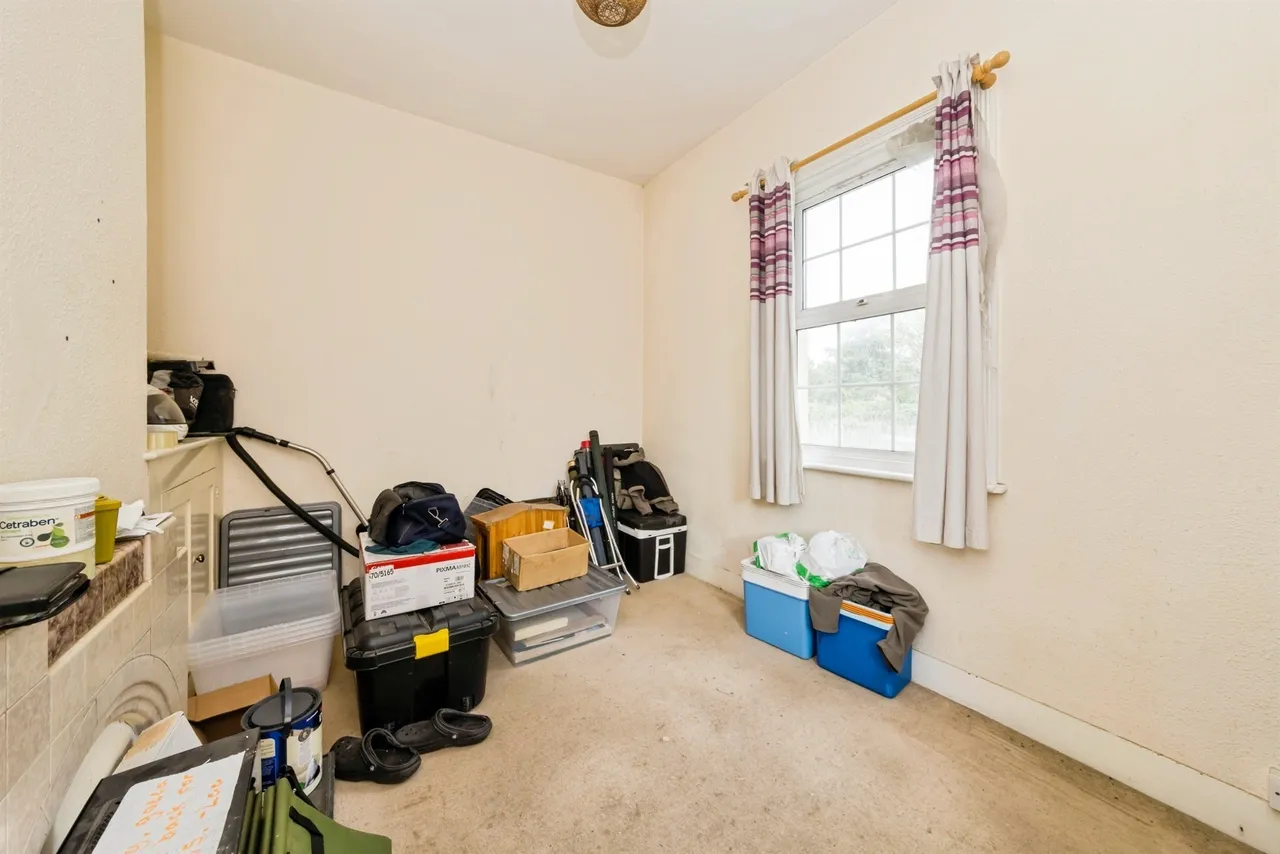 Railway Cottages, Sheffield Park, TN22, photo 5