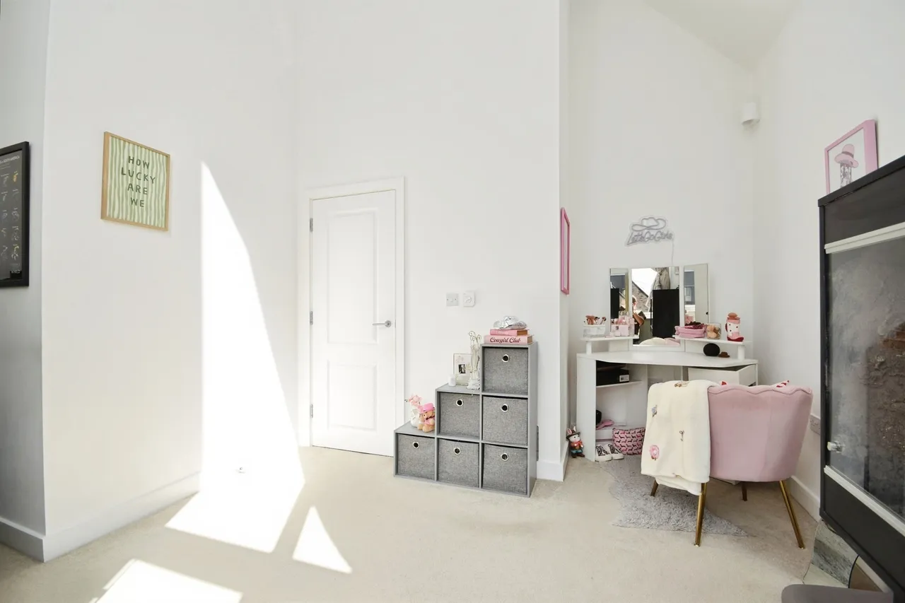 Ironbroom Crescent, Chelmsford Garden, CM3, photo 11
