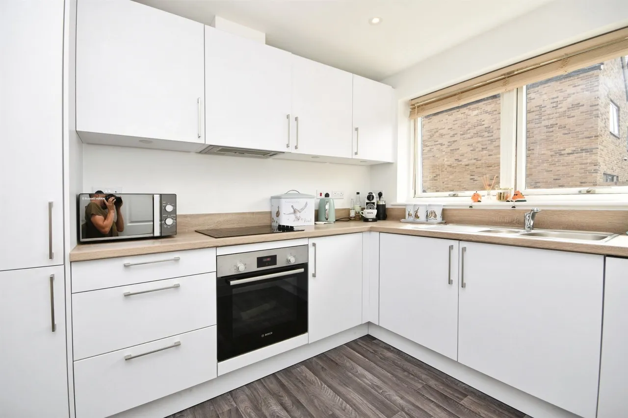 Ironbroom Crescent, Chelmsford Garden, CM3, photo 5