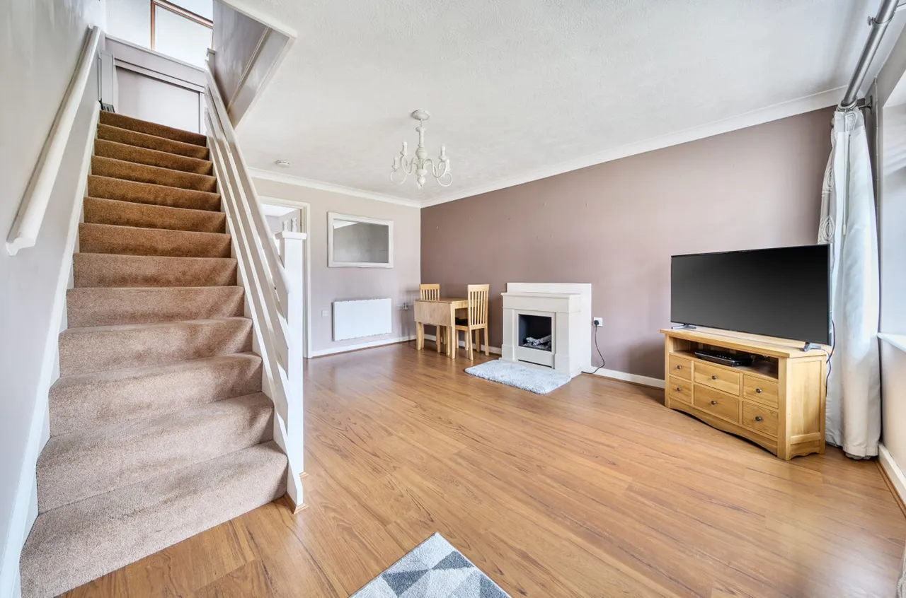 Off Manor Farm Court, Selsey, PO20, photo 2