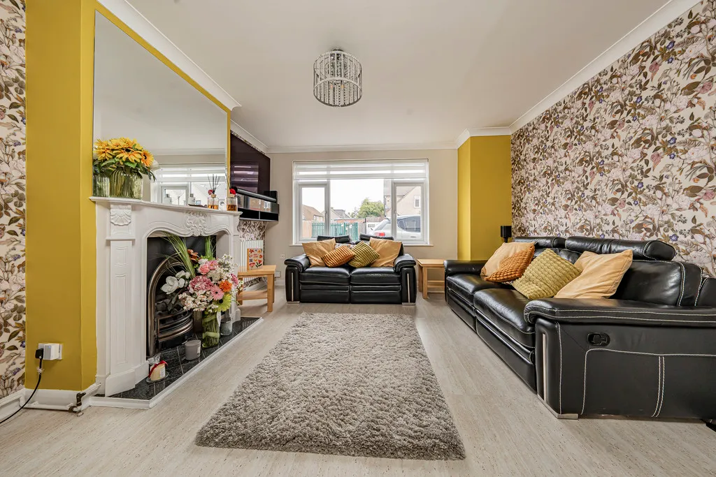 Blossom Way, West Drayton, UB7, photo 12