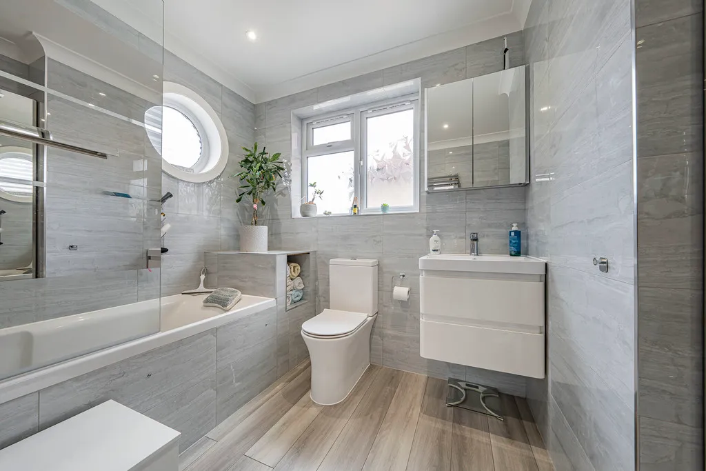 Blossom Way, West Drayton, UB7, photo 5