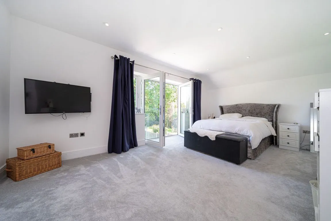 Pine Grove, Weybridge, KT13, photo 7