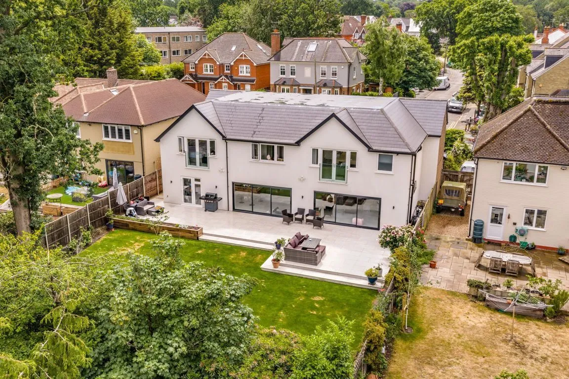 Pine Grove, Weybridge, KT13, photo 15