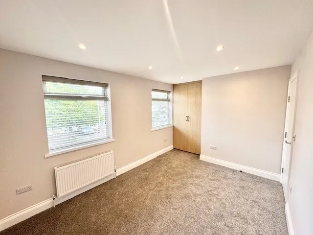 Northumberland Avenue, Hornchurch, RM11, photo 9