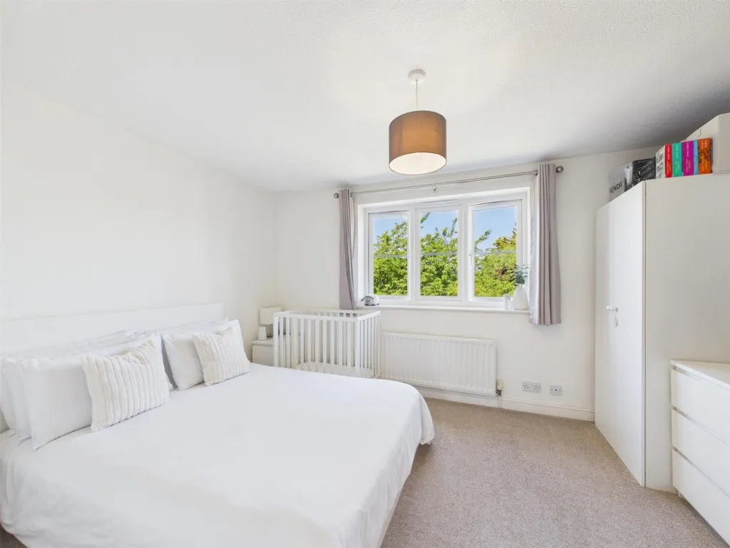 Turnpike End, Aylesbury, photo 7