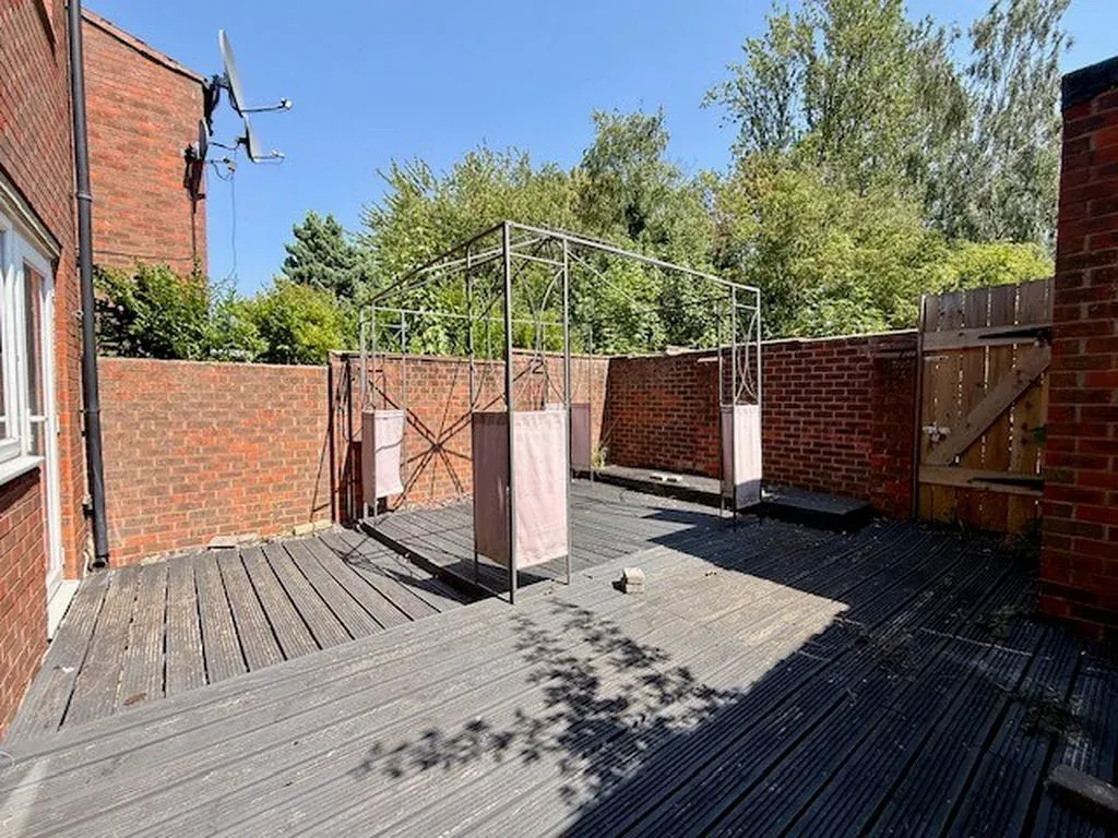 Turnmill Avenue, Springfield, Milton Keynes, Buckinghamshire, MK6 3JW, photo 4