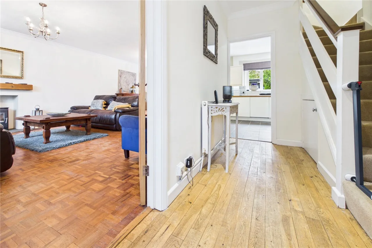 New Road, Newbury, RG14, photo 8