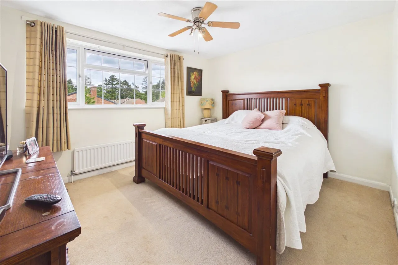 New Road, Newbury, RG14, photo 12