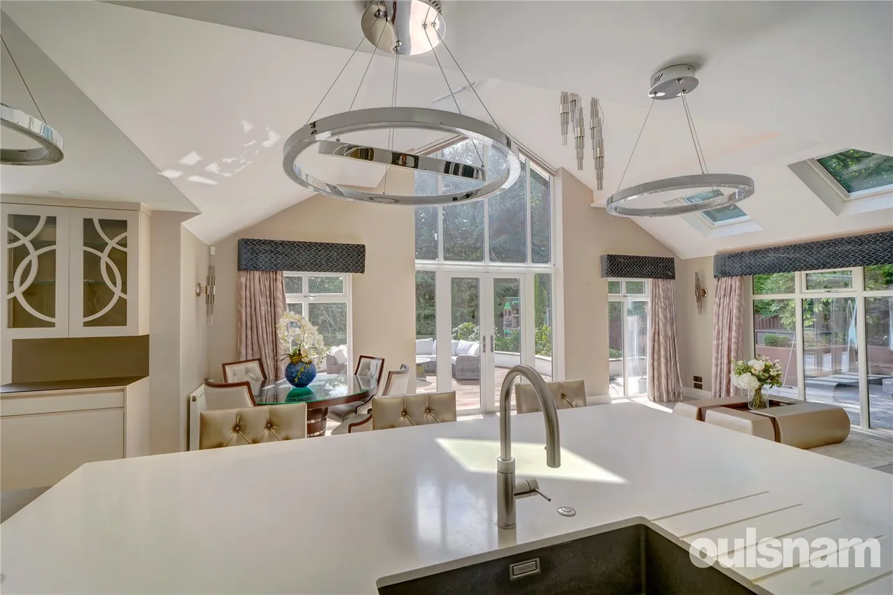 Denehurst Close, Barnt Green, Birmingham, Worcestershire, B45 8HR, photo 8