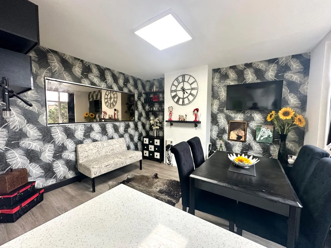 Fairview Crescent, Wolverhampton, WV11, photo 4