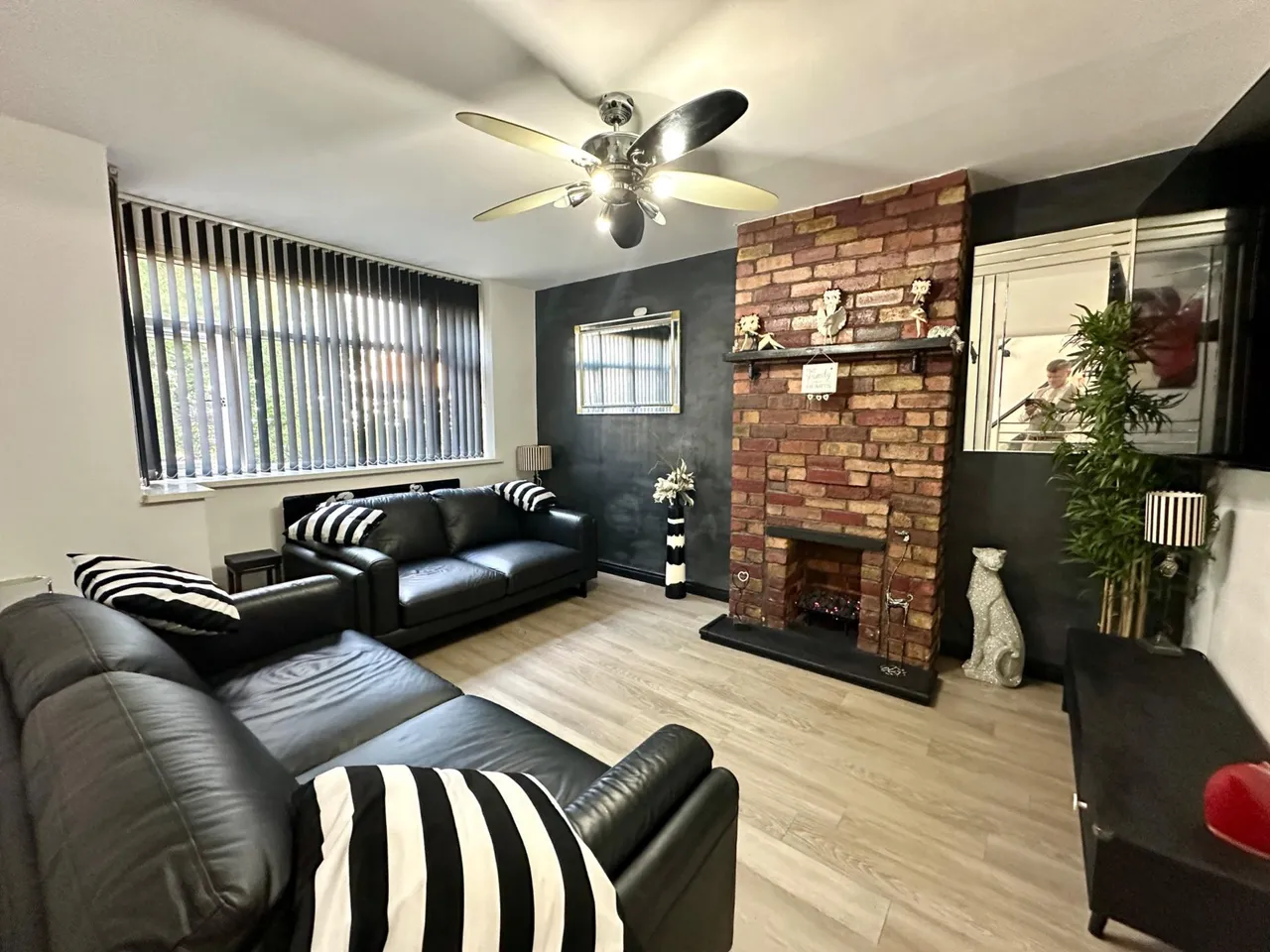 Fairview Crescent, Wolverhampton, WV11, photo 6