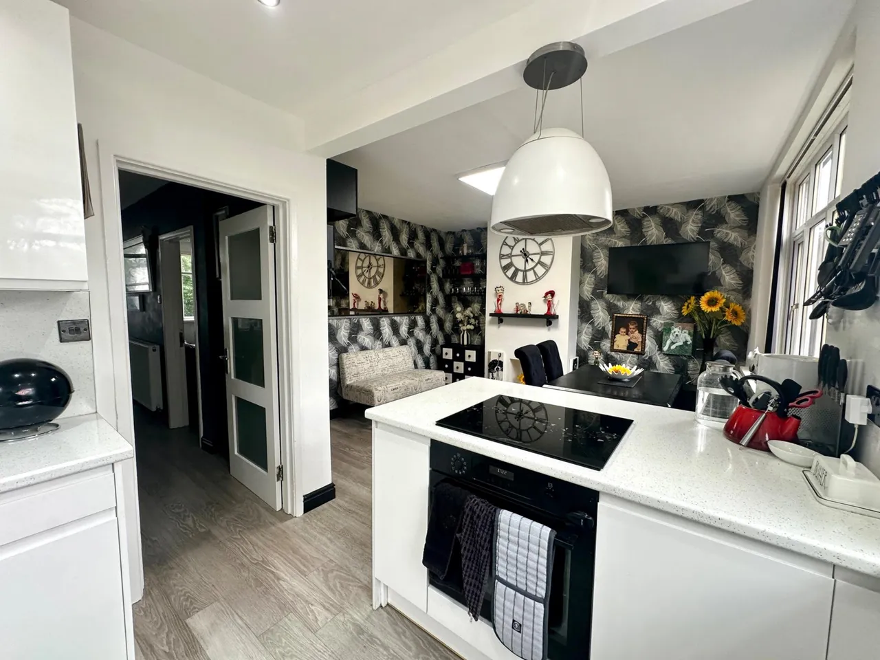 Fairview Crescent, Wolverhampton, WV11, photo 3