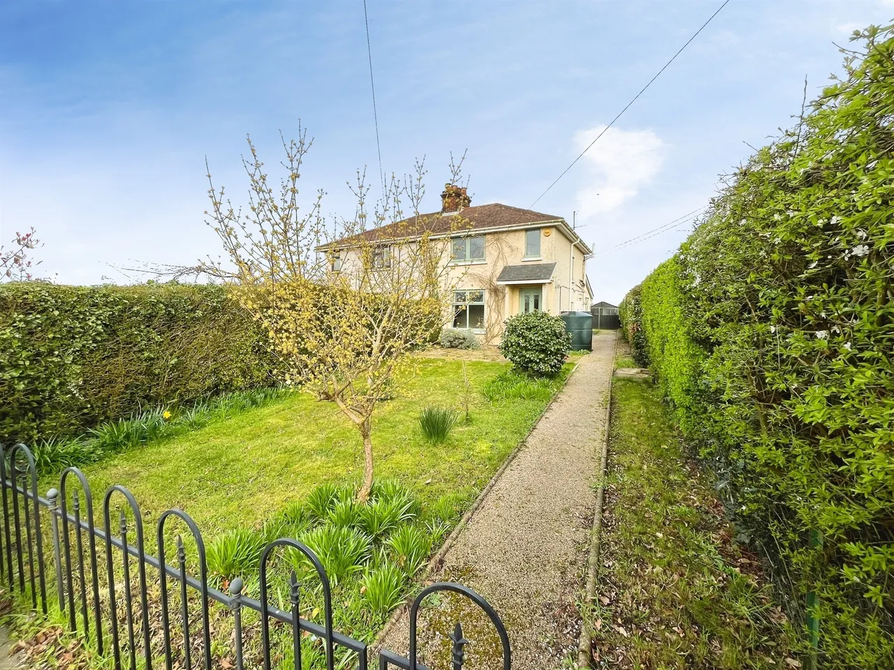 2 bed house for sale — Main Road, Pettistree, Woodbridge