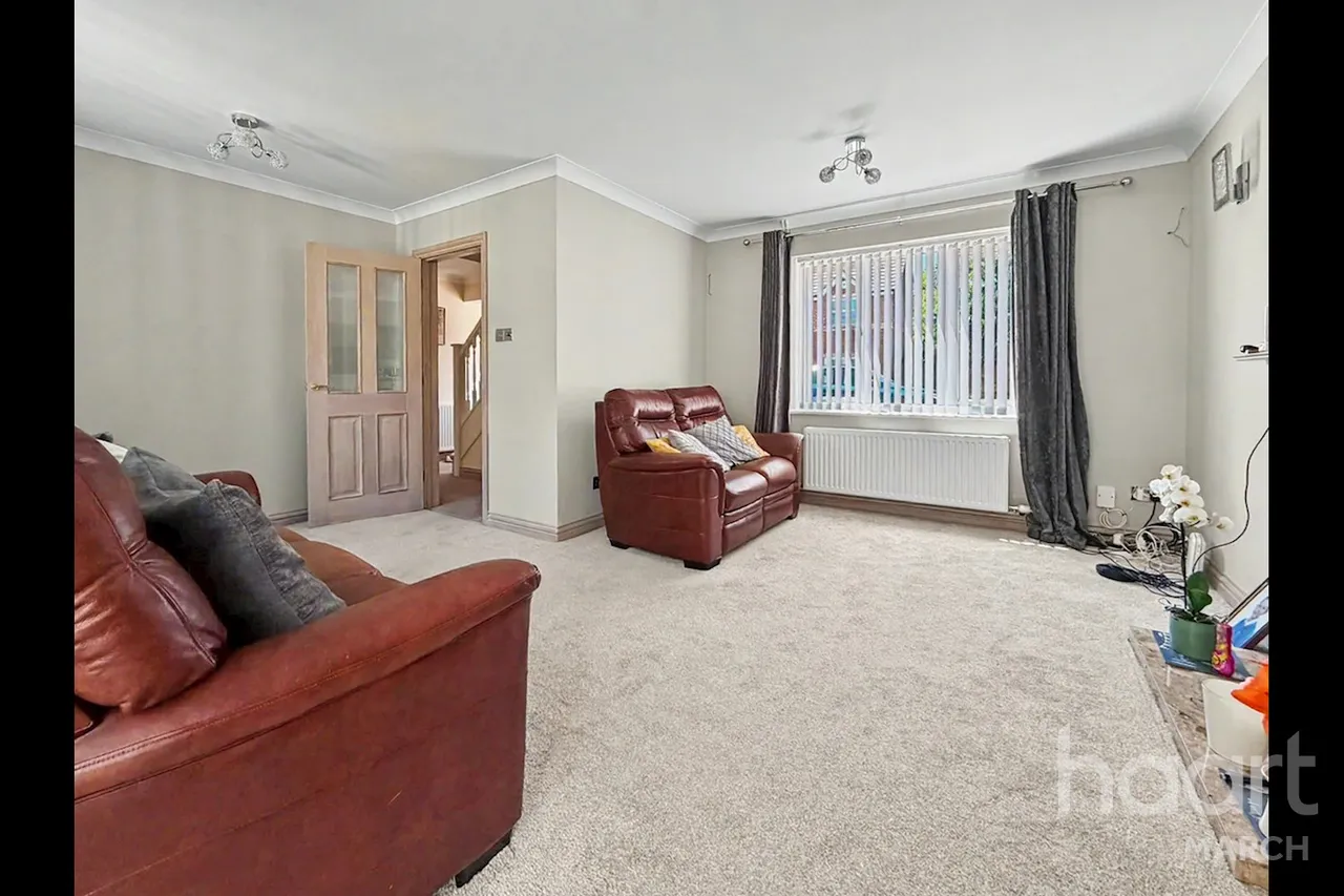 Marritt Close, Chatteris, PE16, photo 3