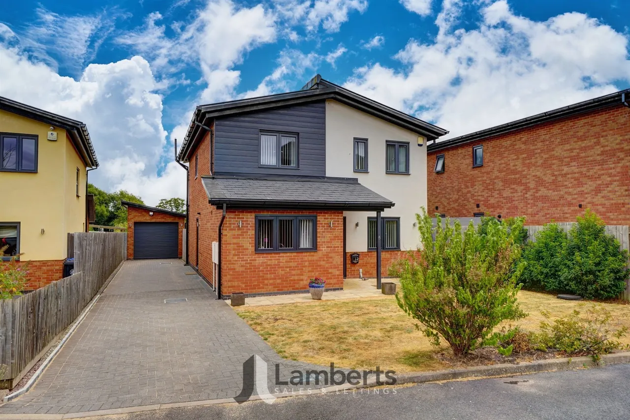 5 Arrow View, Studley, photo 27