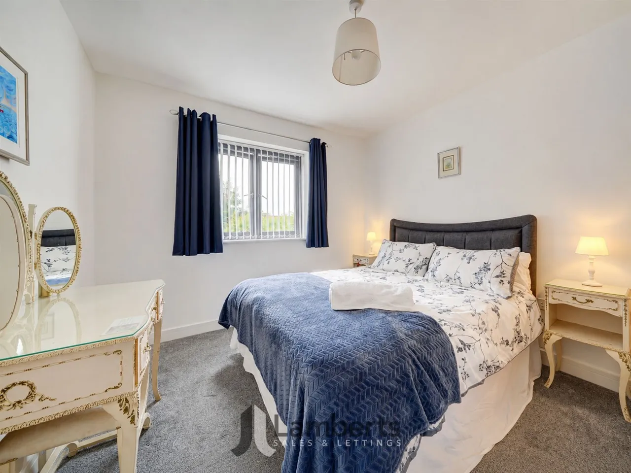 5 Arrow View, Studley, photo 17