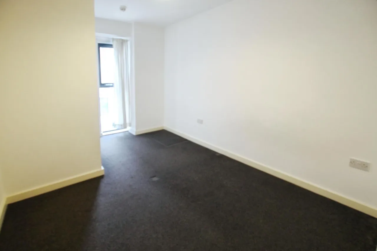 Greenhouse, Beeston Road, Leeds, LS11, photo 11