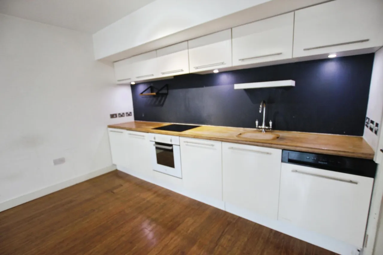 Greenhouse, Beeston Road, Leeds, LS11, photo 3