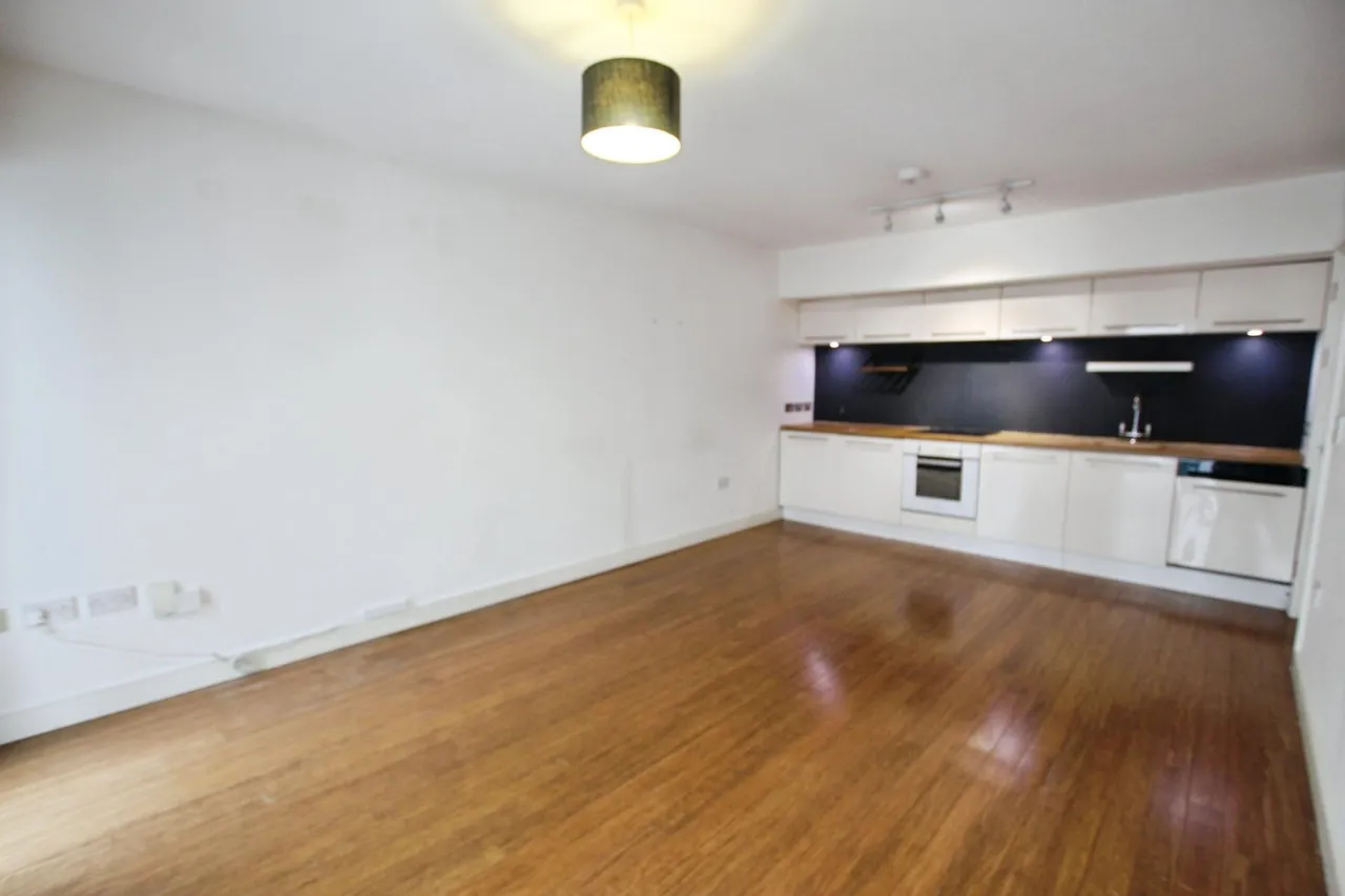 Greenhouse, Beeston Road, Leeds, LS11, photo 7