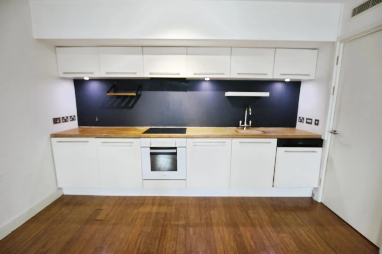 Greenhouse, Beeston Road, Leeds, LS11, photo 5