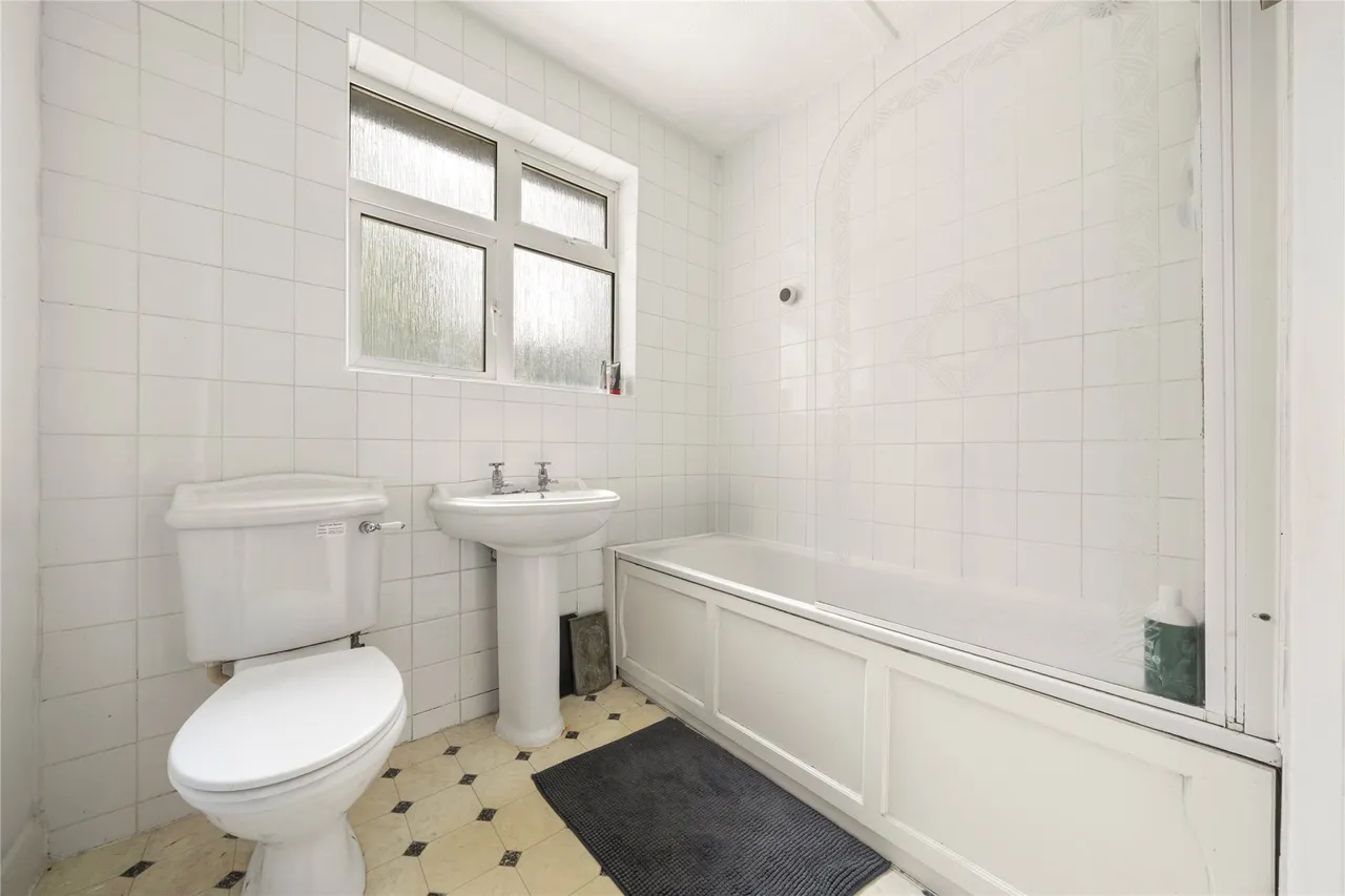 Brooklands Road, Weybridge, Surrey, KT13, photo 12