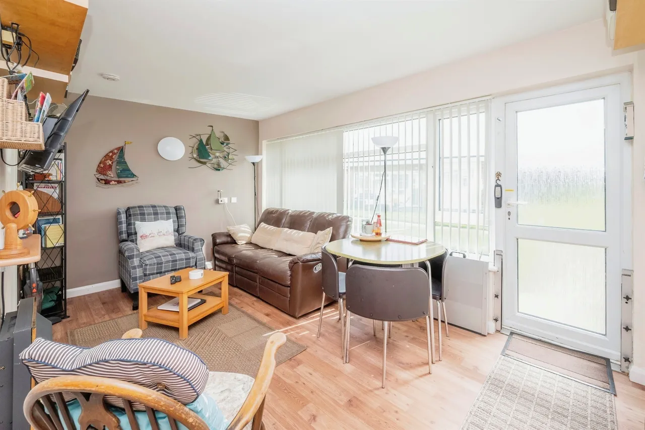 Coast Road, Walcott, Norwich, photo 5