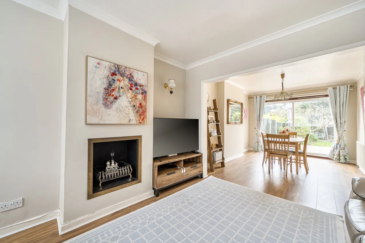Chatsworth Gardens, Harrow, HA2, photo 2