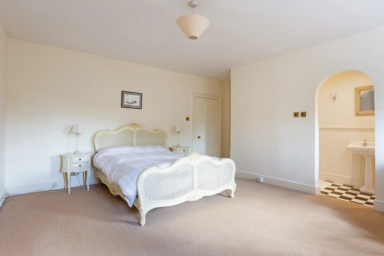 Pickwick, Corsham, SN13, photo 10