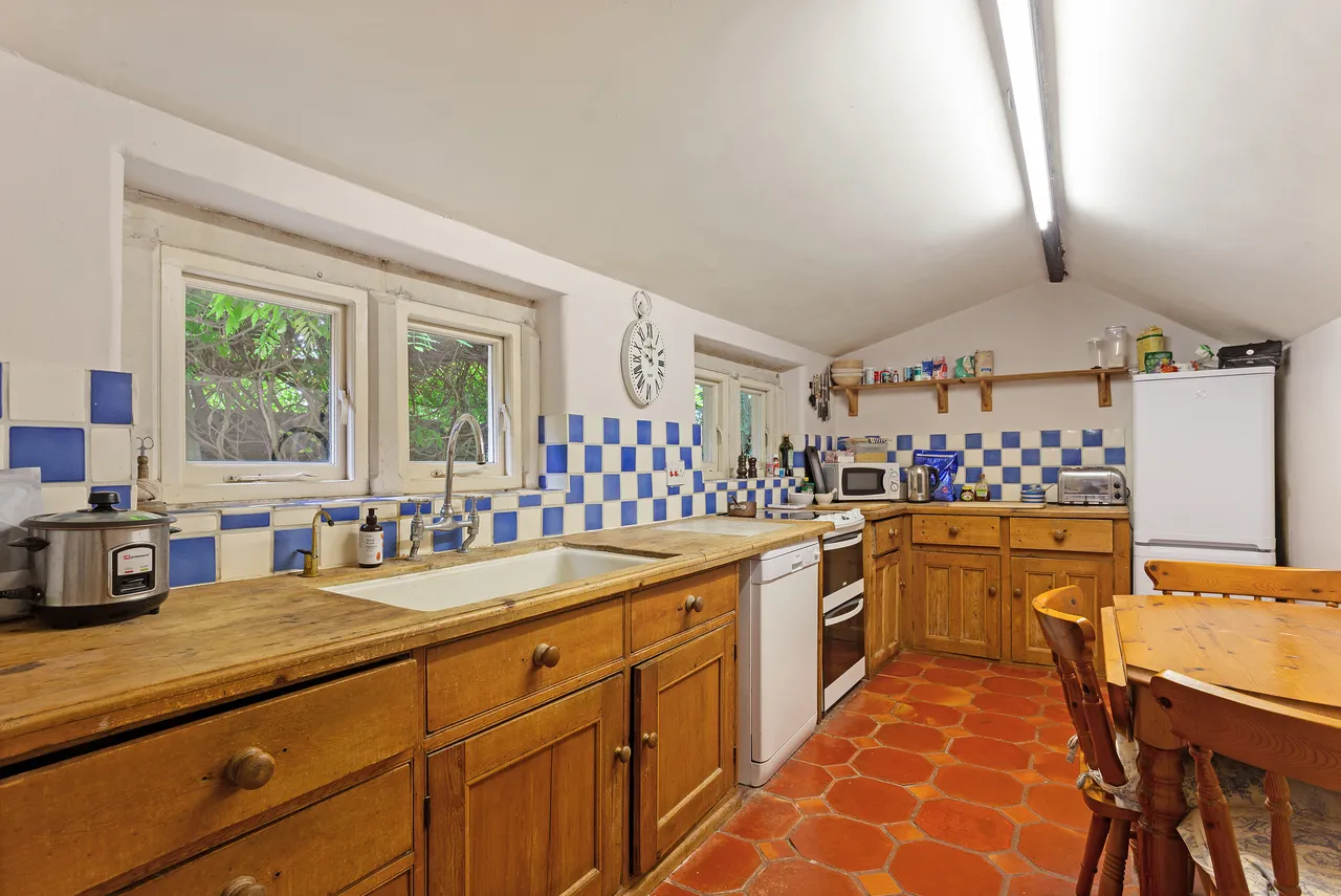 Pickwick, Corsham, SN13, photo 5