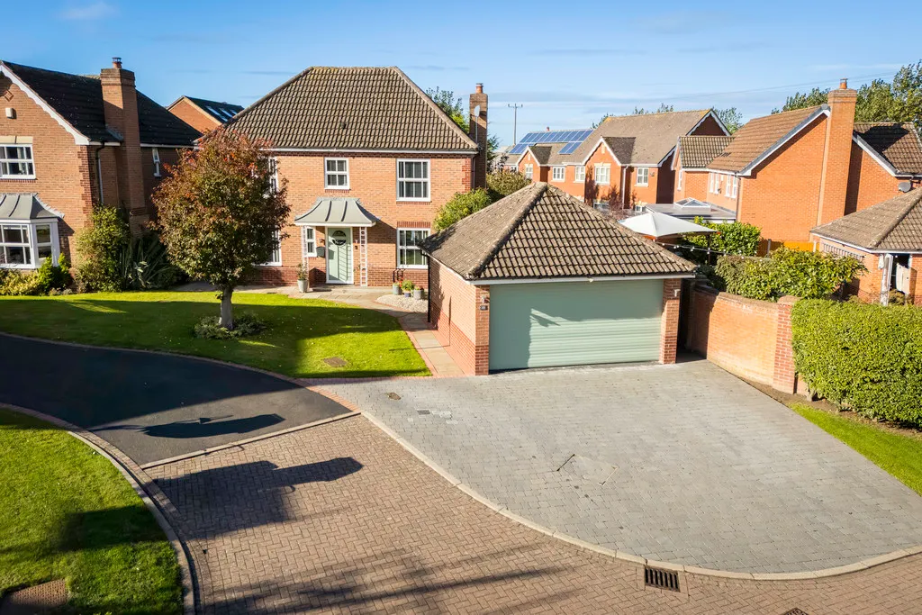 4 bed house for sale, Meadow Dale Drive, Admaston