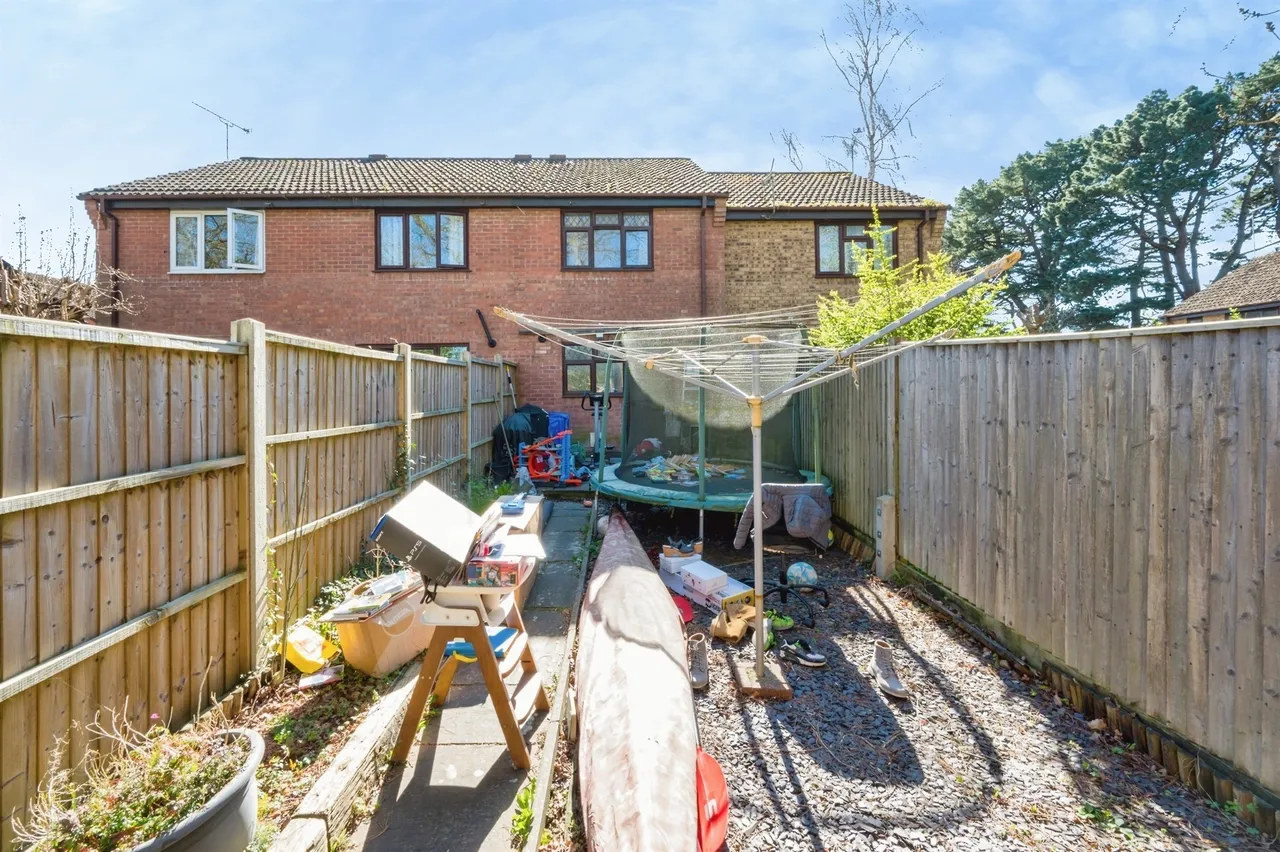 Tresillian Gardens, West End, SO18, photo 7