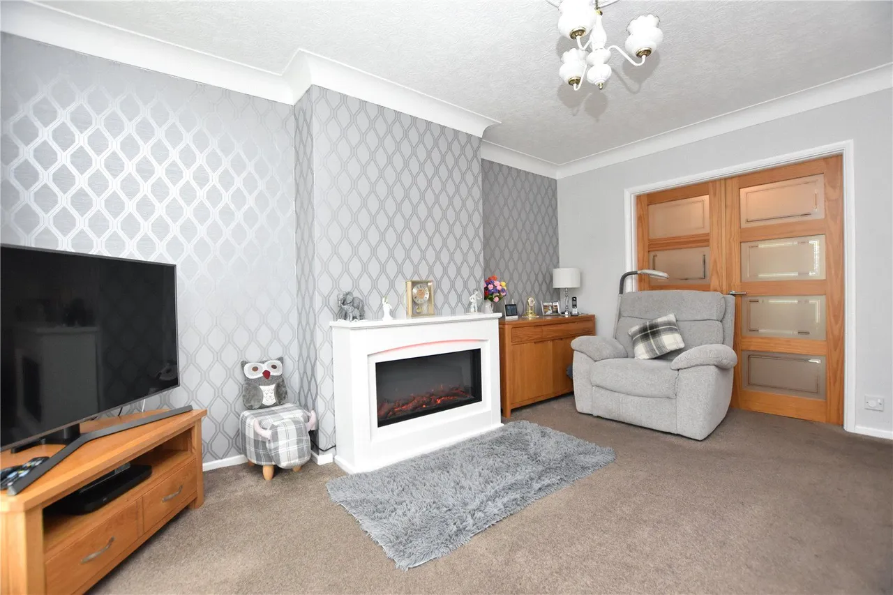 Brighton Avenue, Morley, LS27, photo 2