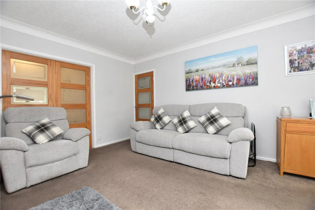 Brighton Avenue, Morley, LS27, photo 13