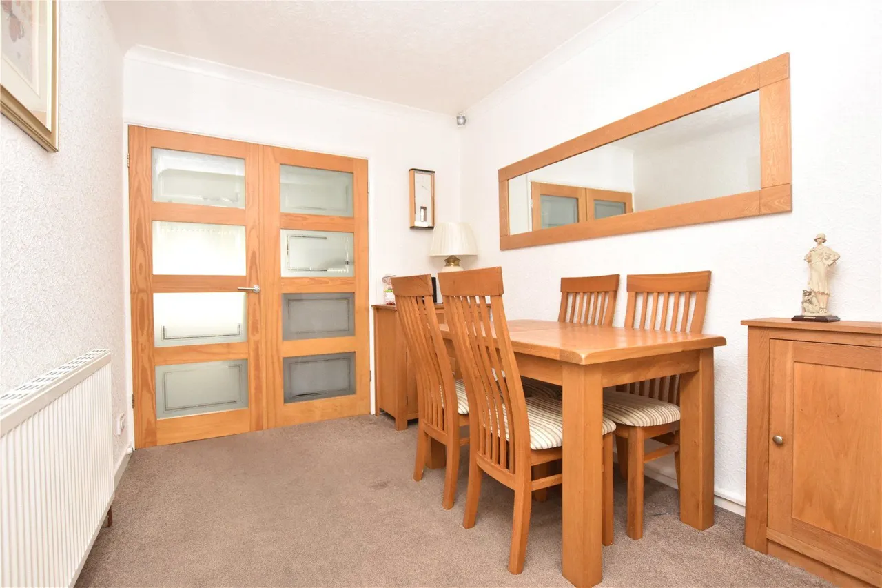 Brighton Avenue, Morley, LS27, photo 14